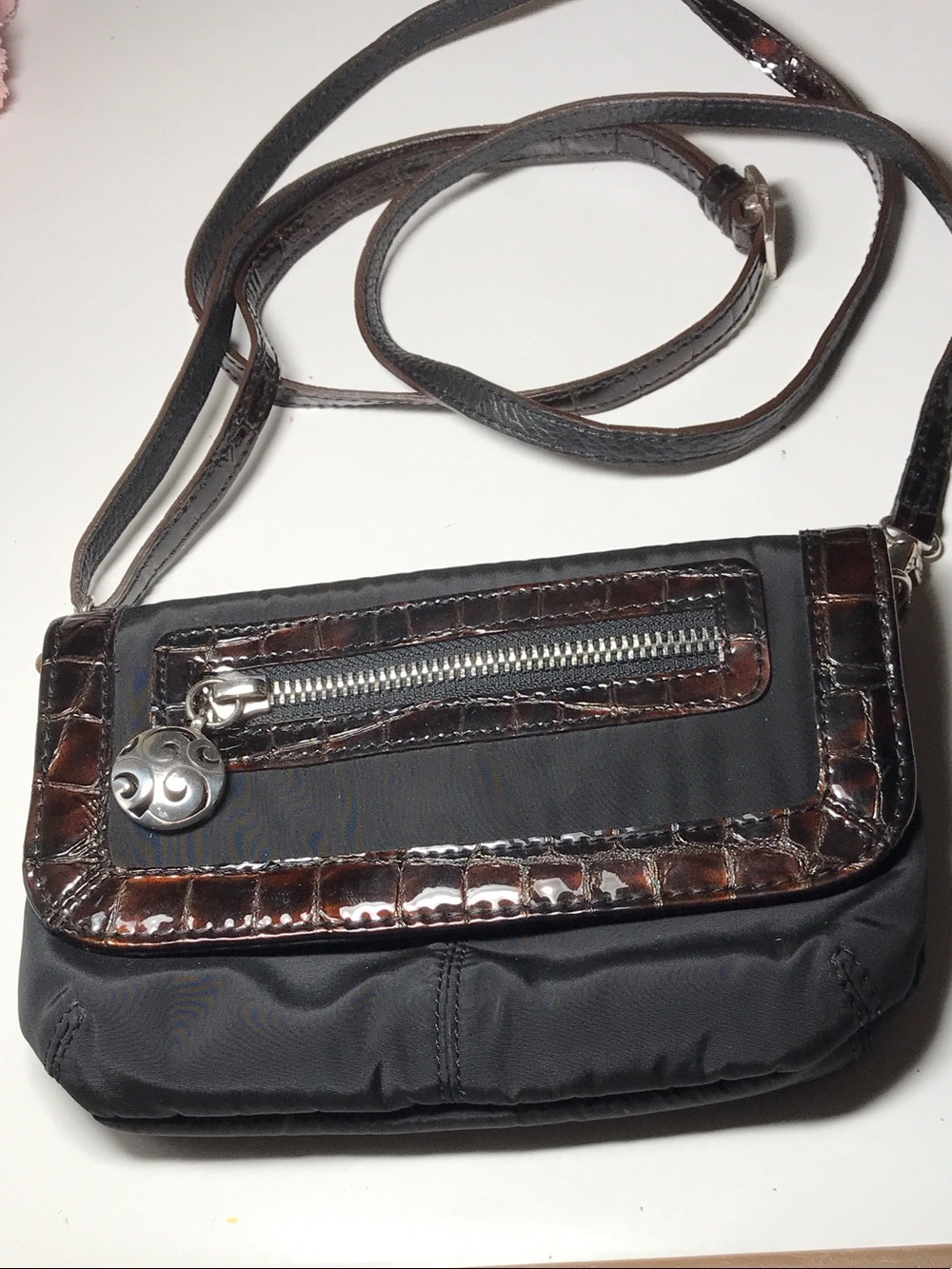 BRIGHTON Black Crossbody Bag with Brown Croc-Trim and Zip Pocket